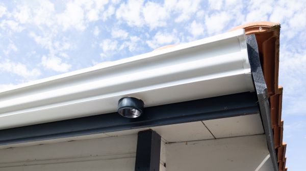 Seamless Gutters Installation in Hixson